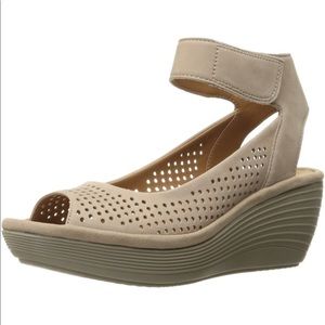Clarks Reedly Salene sandal size 7